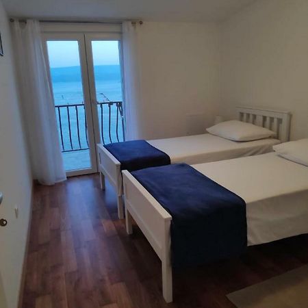 Apartmani Mara I Kata Omis Exterior photo