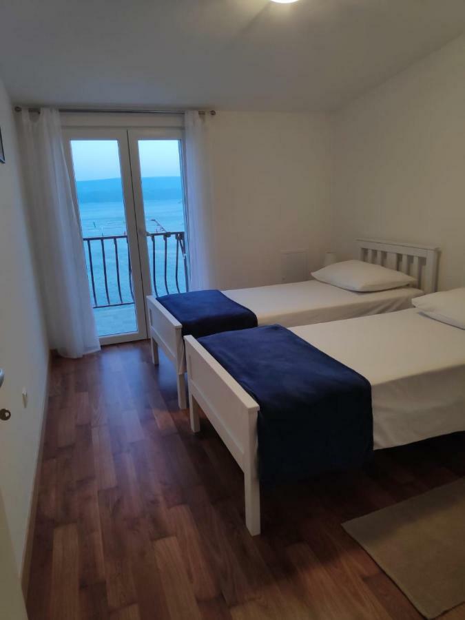 Apartmani Mara I Kata Omis Exterior photo